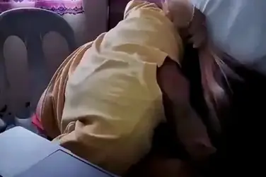 Bokep live Cewek Manis Colok Pakai Mainan